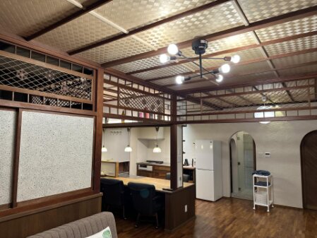 梁や建具など木の質感が伝わるディテール